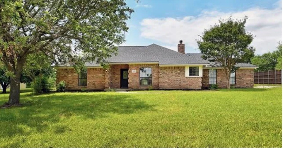 130 Hunters Glen Drive — photo