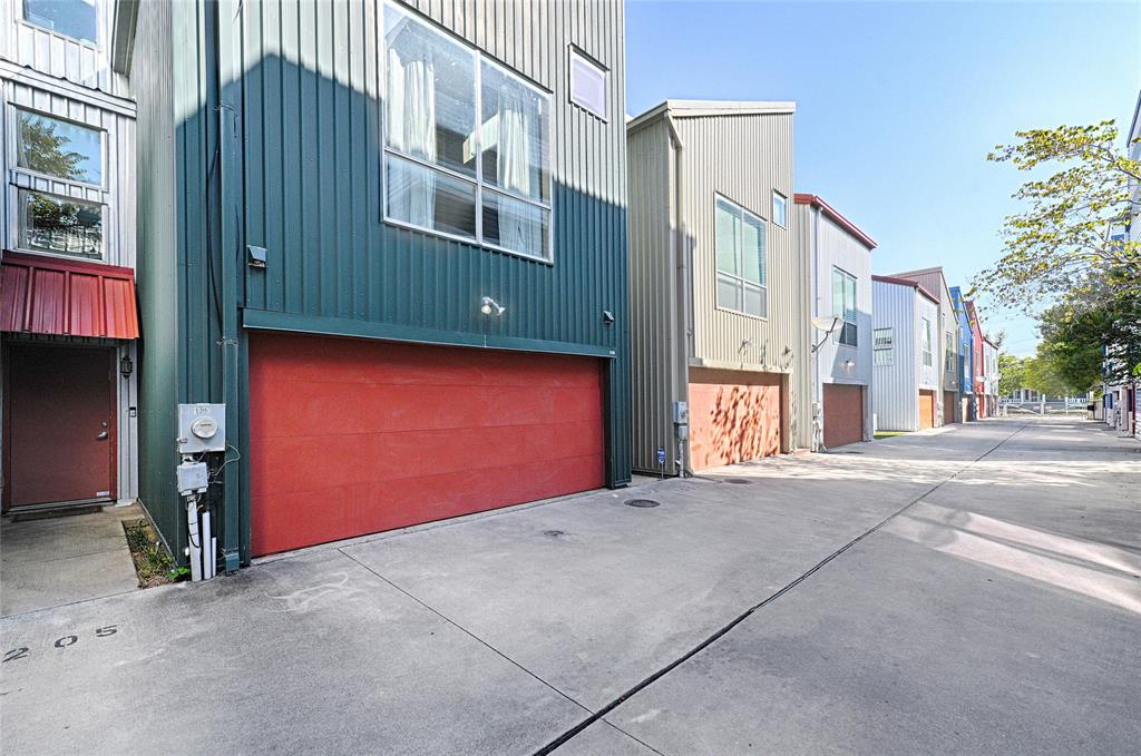1207 Urban Lofts Drive — photo