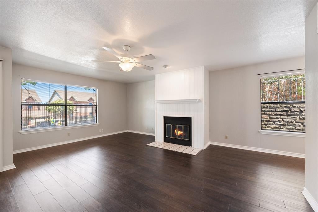1533 Signal Ridge Place — photo