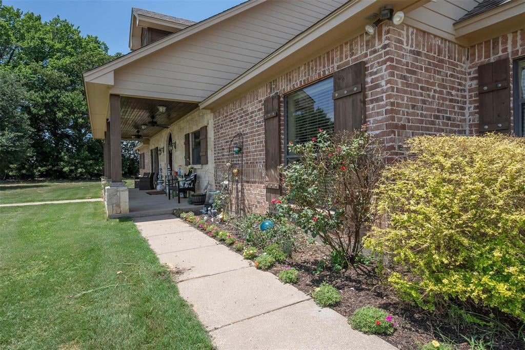 1555 E Blackjack Road — photo