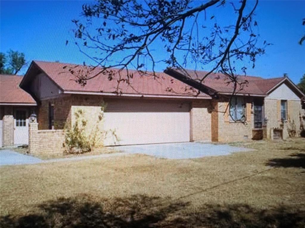 813 E Highway 114 — photo