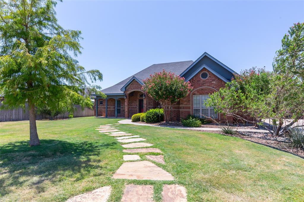 1418 Roadrunner Court — photo