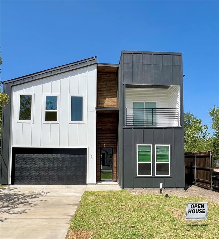 3325 Hammerly Drive — photo