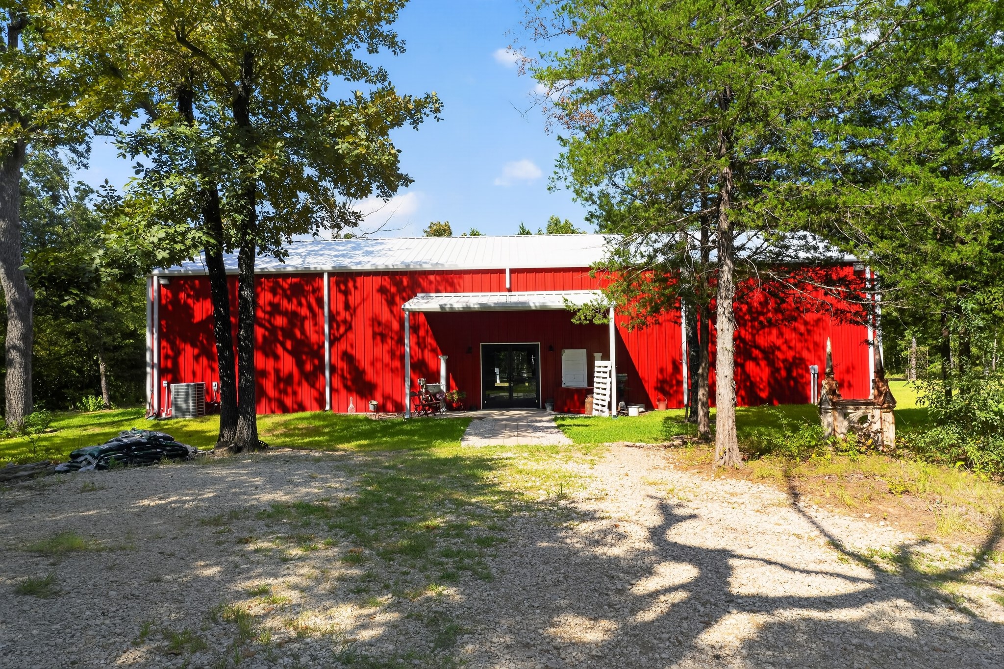 735 County Road 3211 — photo