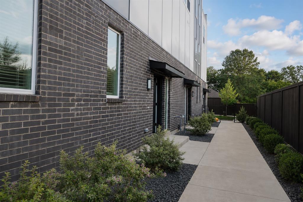 7207 Mohawk Drive 106 — photo
