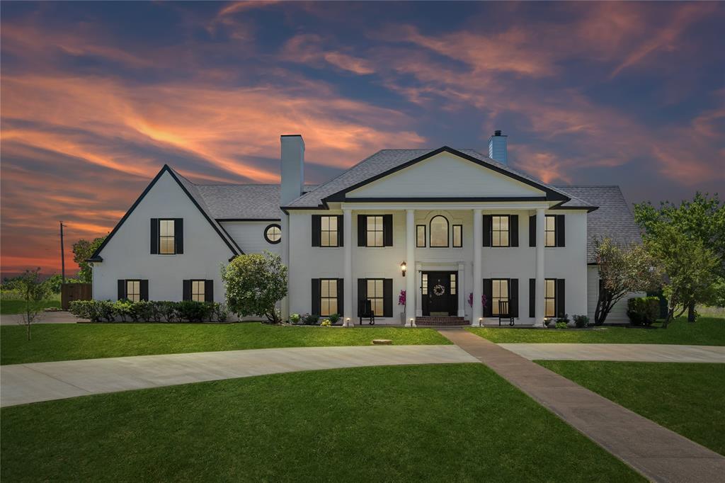 221 Carriage Hill Lane — photo