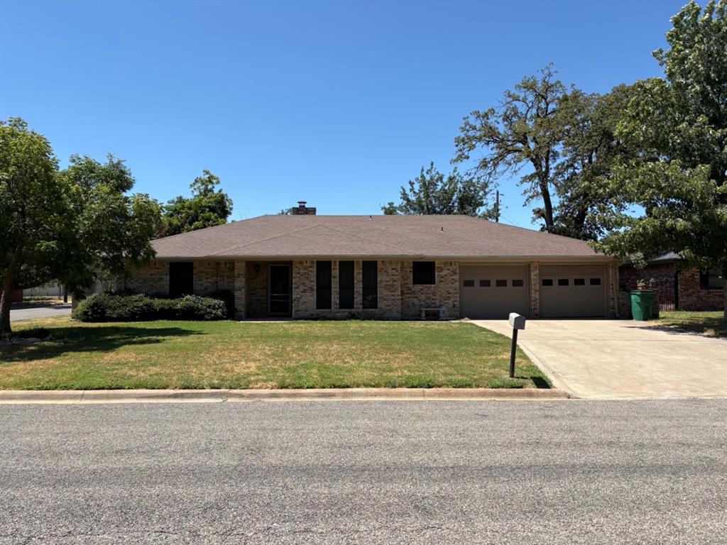 2104 N Woodland Street — photo
