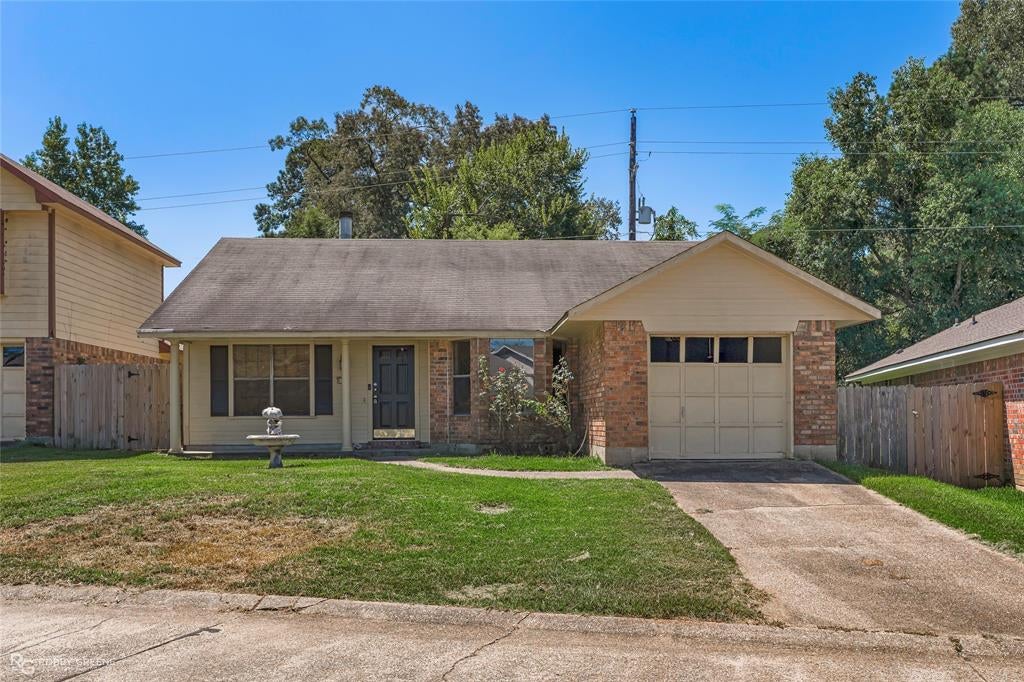 9149 Bushnell Lane — photo