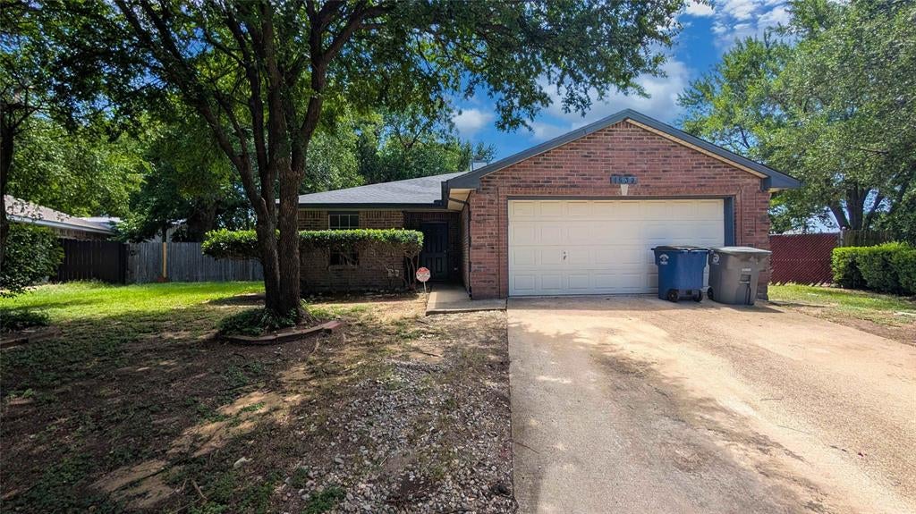 1532 Marion Drive — photo