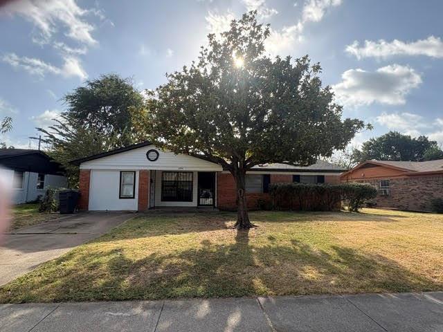 4974 Dupont Drive — photo