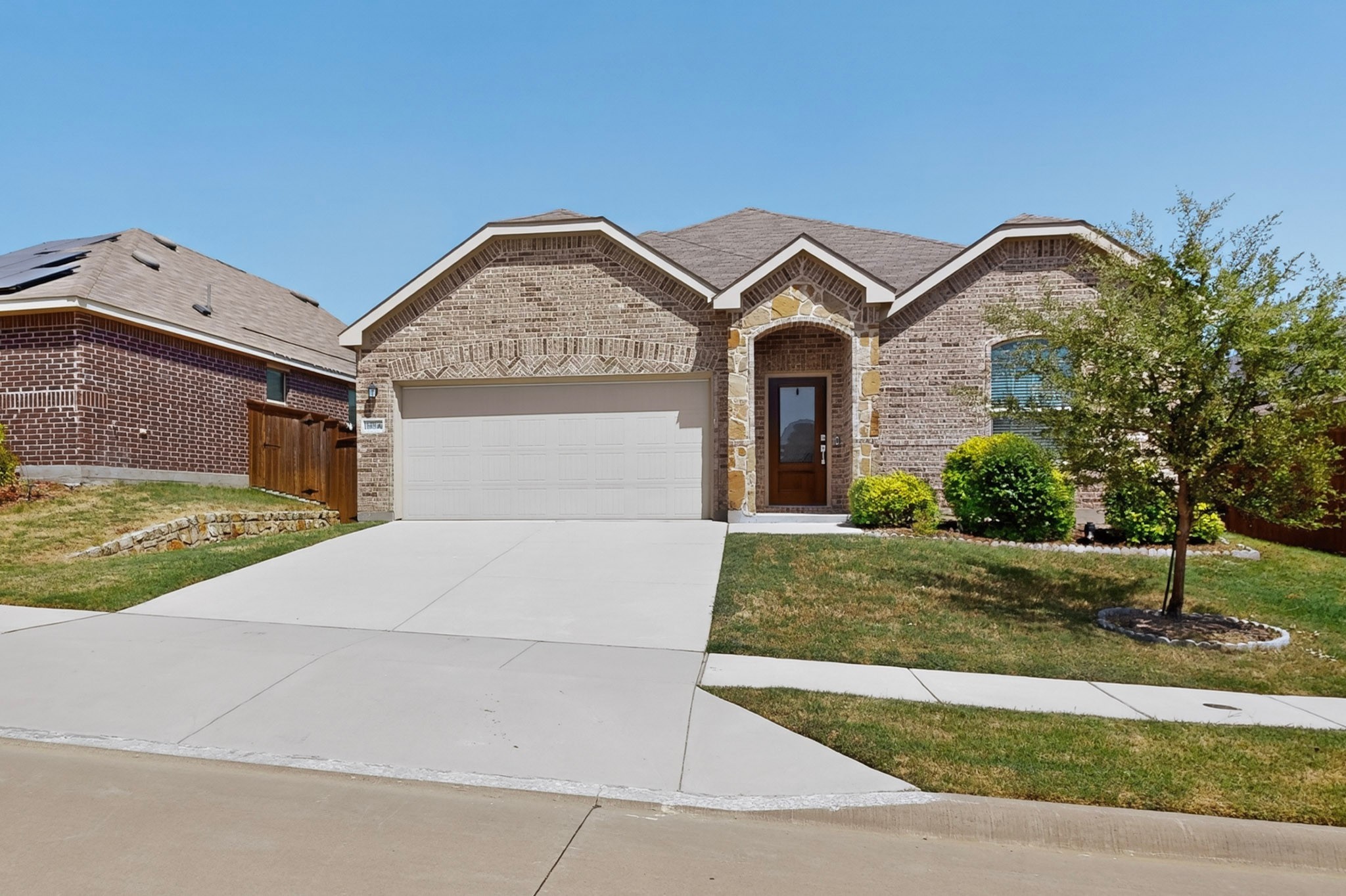 11609 Silver Queen Drive — photo