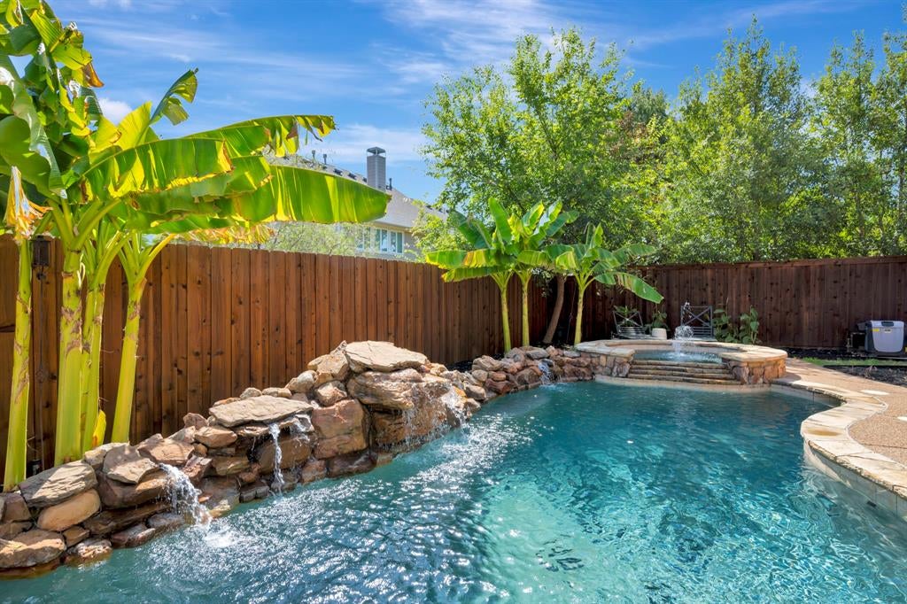 956 Water Oak Drive — photo