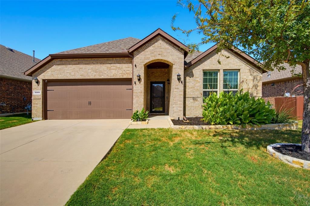 3505 Sabine Drive — photo