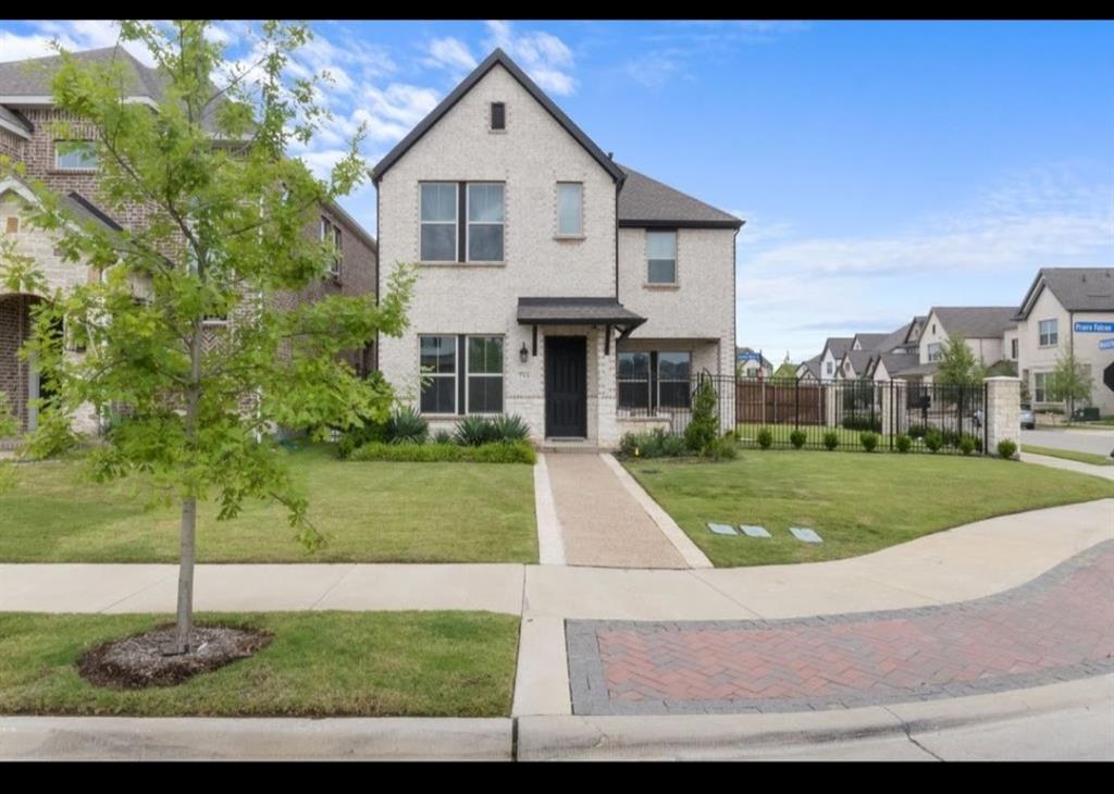 711 Prairie Falcon Drive — photo
