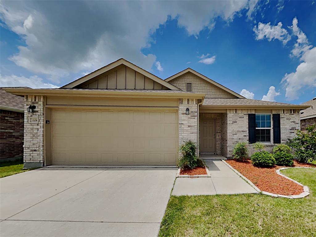 1108 Hickory Bend Lane — photo