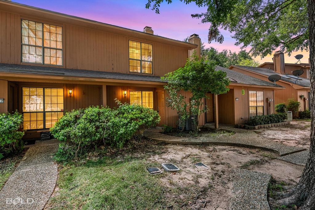 3259 Eastwood Drive — photo