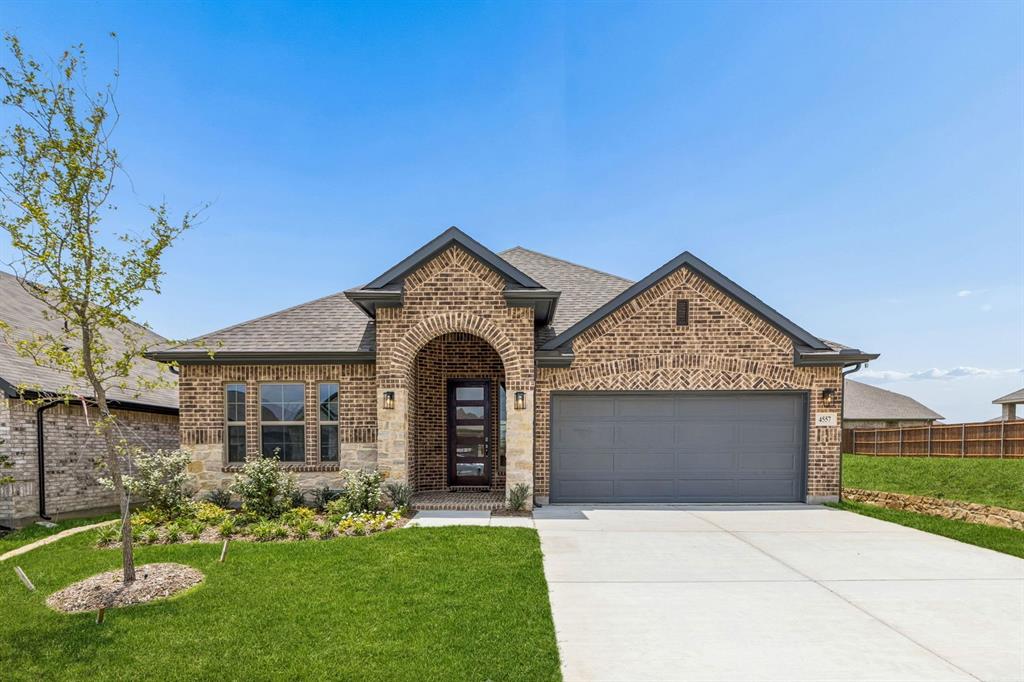 4552 Sweet Clover Lane — photo