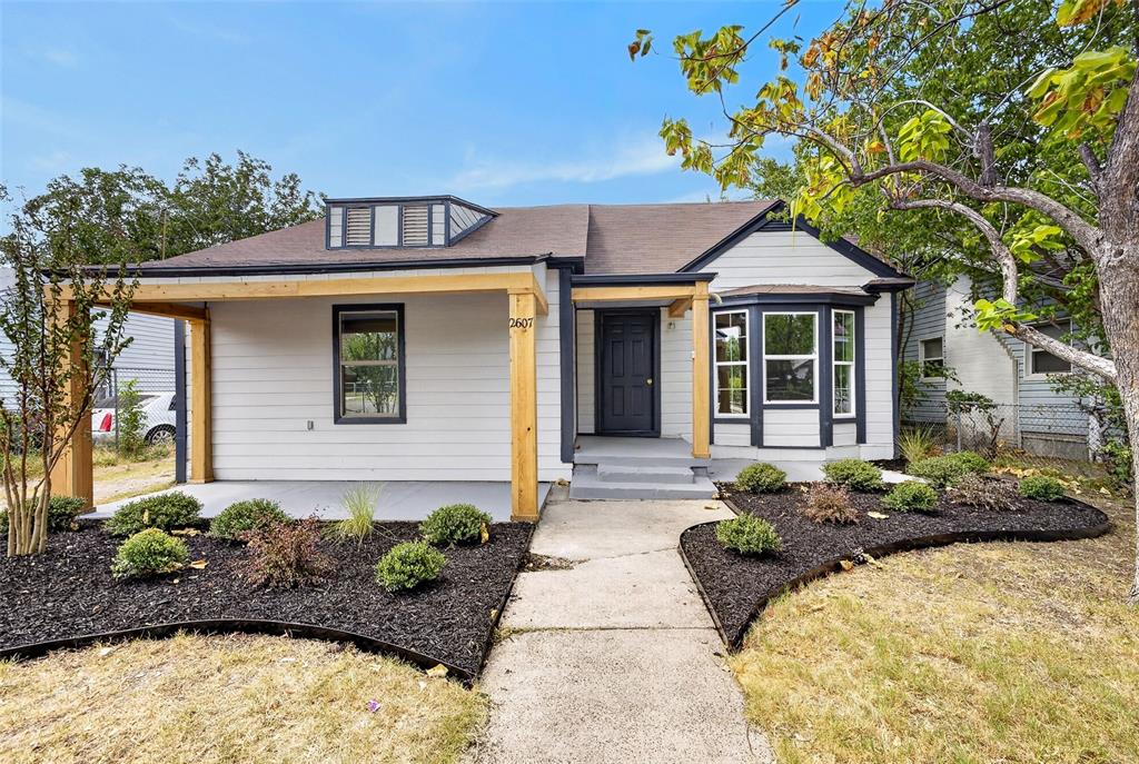 2607 W Lovers Lane — photo