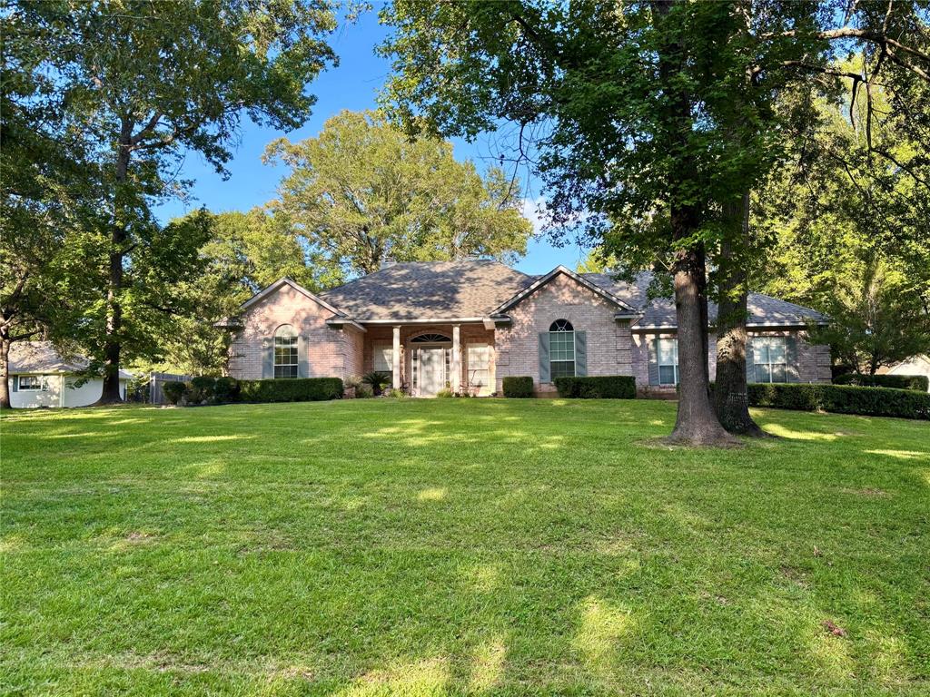 7079 Pine Oak Lane — photo