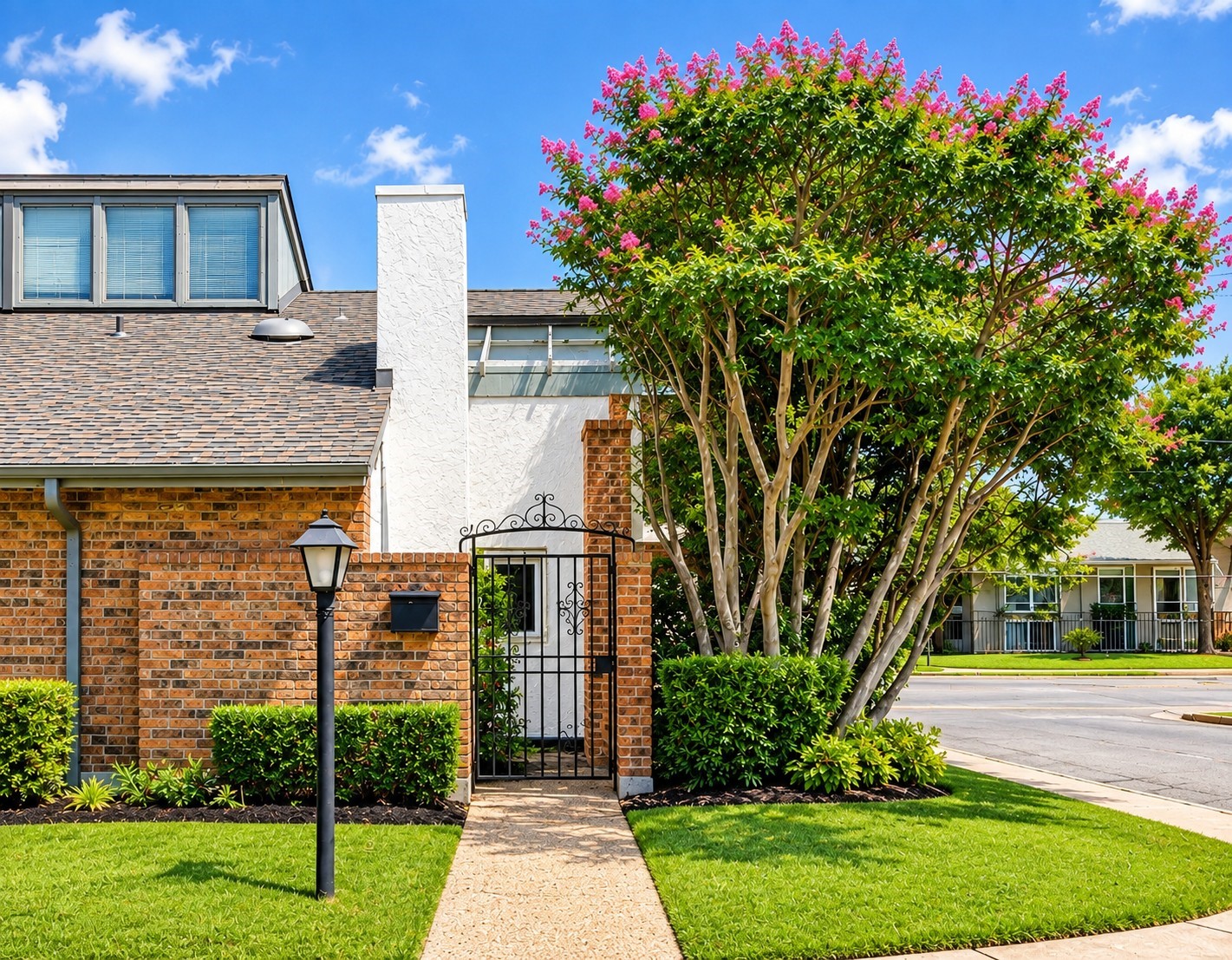 12502 Burninglog Lane — photo