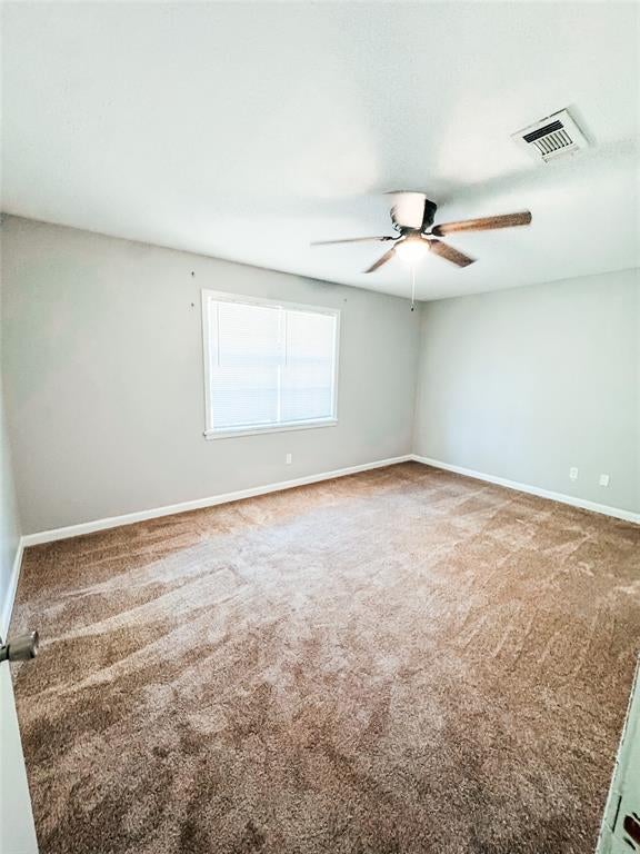 107 Hickory Hollow Dr — photo