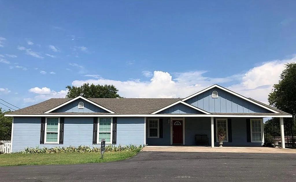 270 Butcher Point — photo