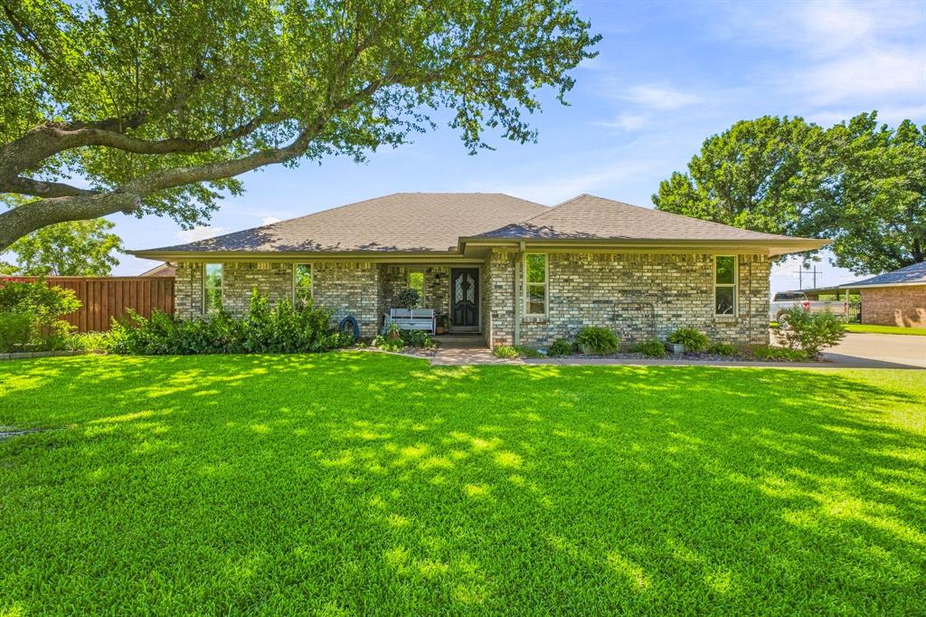 136 Chaparral Drive — photo