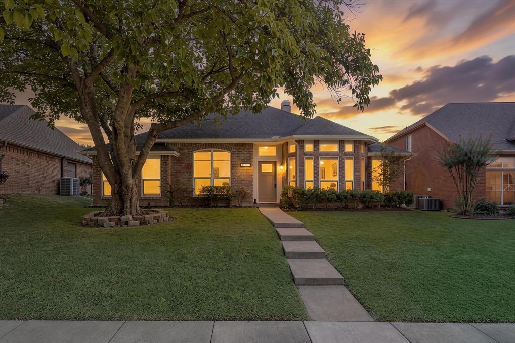 1510 Palisades Drive — photo