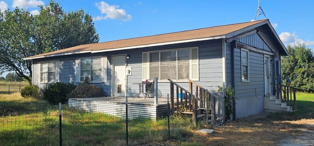 4593 State Highway 110 — photo