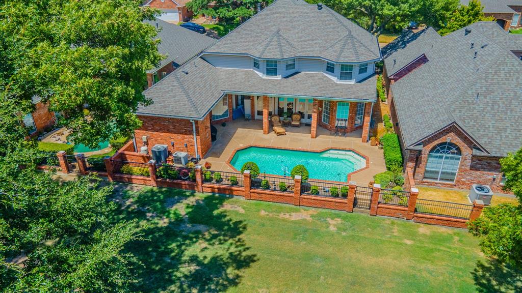 757 Village Green Drive — photo