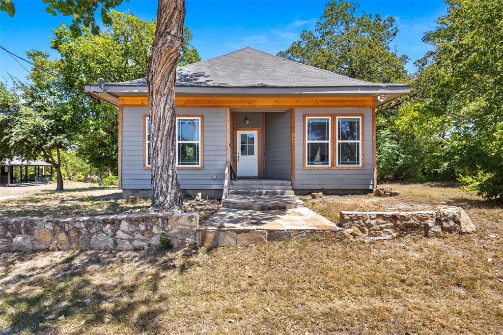 314 N Harding Street — photo