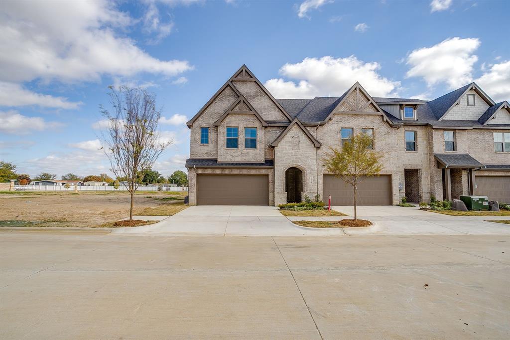 1542 Homeplace Circle — photo