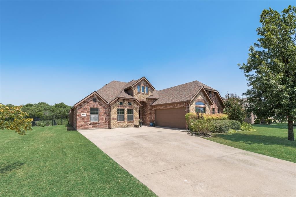 1812 Fair Oaks Lane — photo