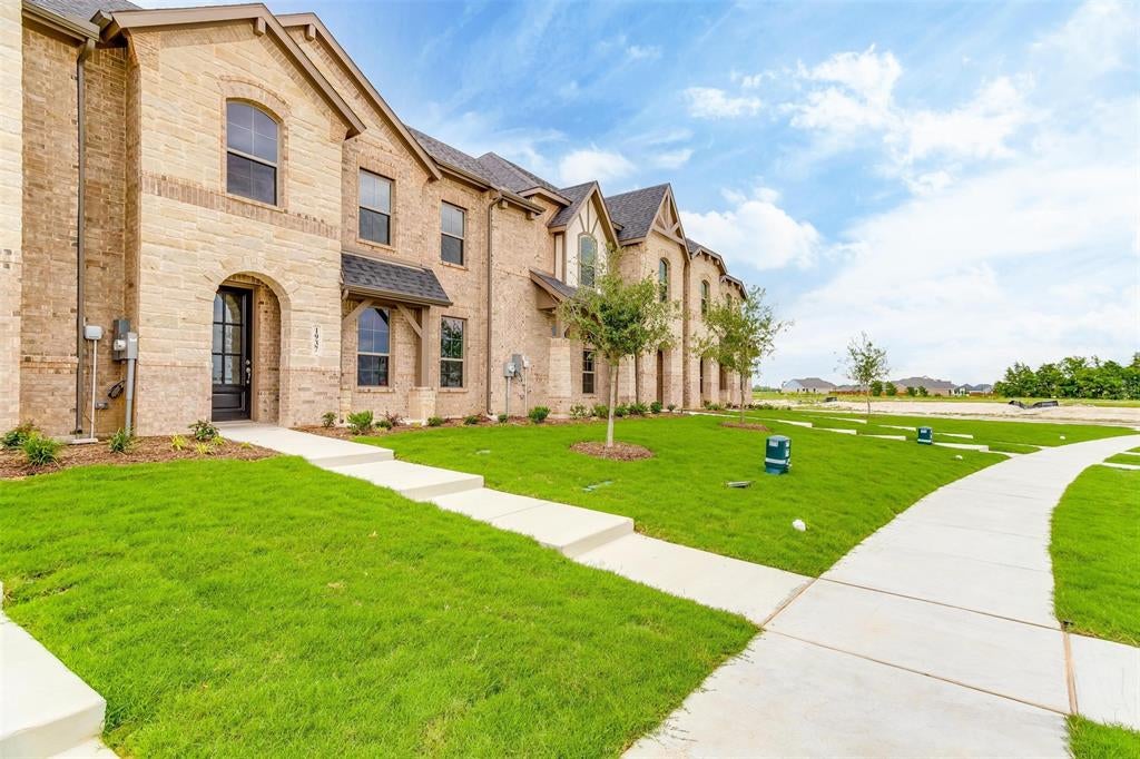 1529 HOmeplace Circle — photo