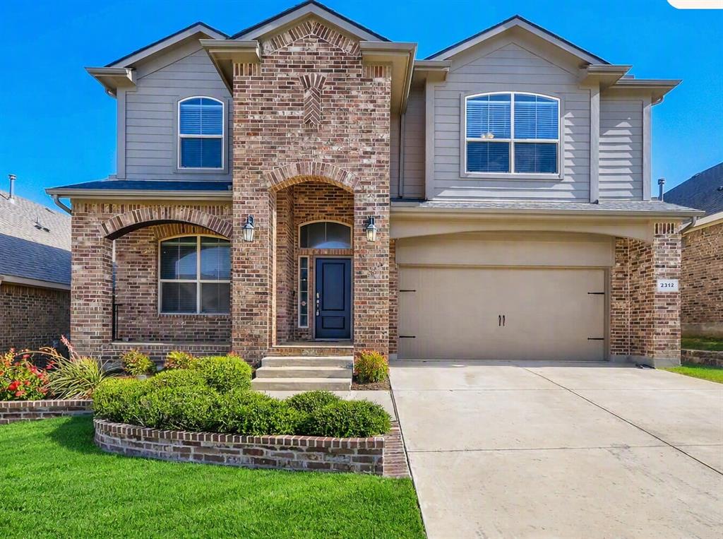 2312 Mockingbird Court — photo