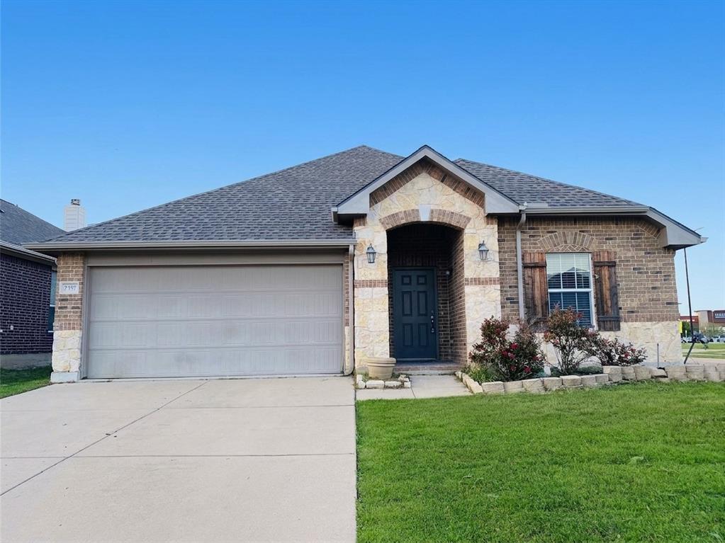 2357 Clairborne Drive — photo