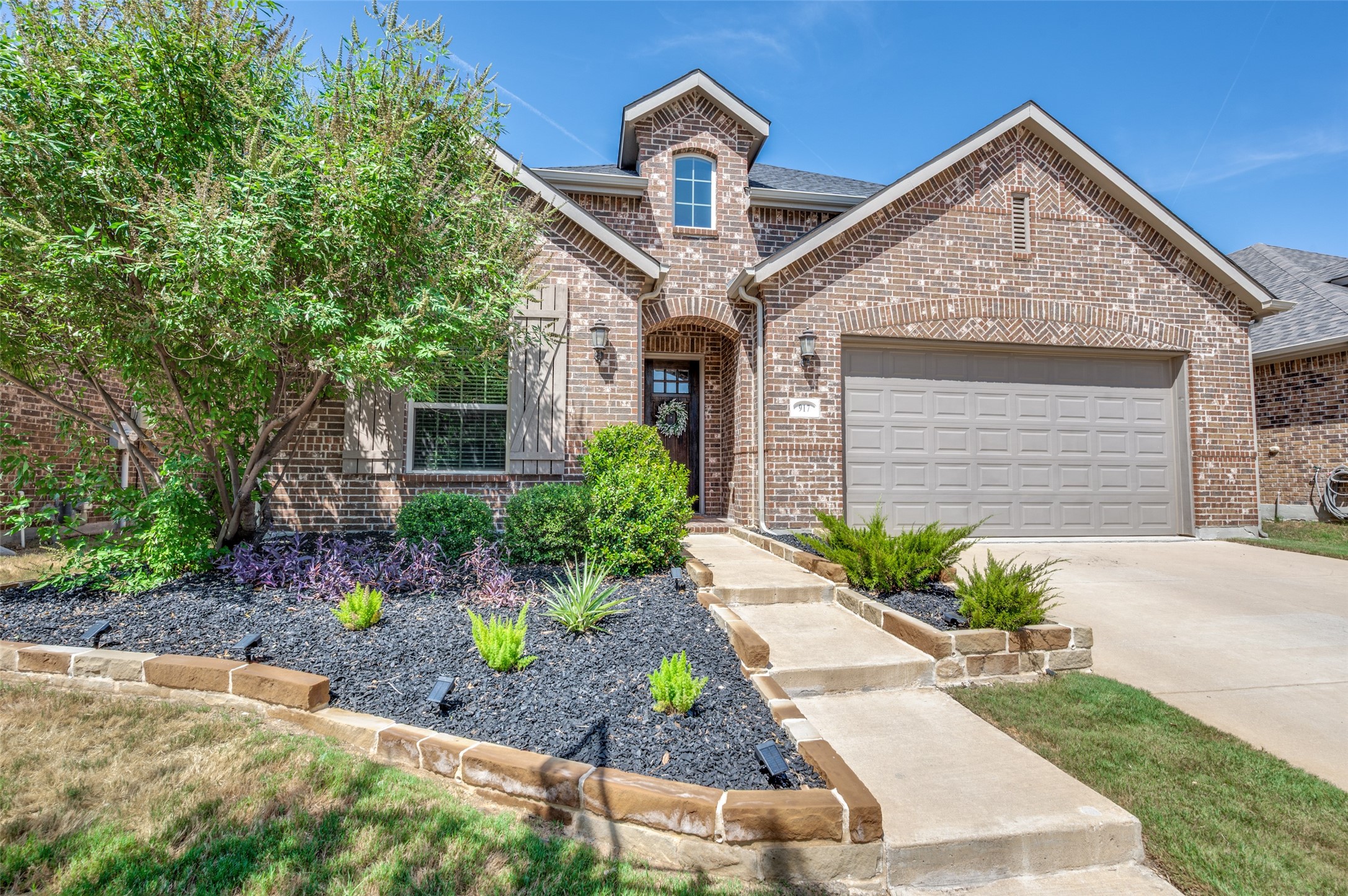 917 Meadows Drive, Argyle, TX 76226 — photo 2