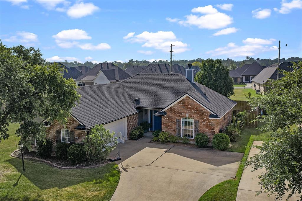 1602 E Belle Haven Drive — photo