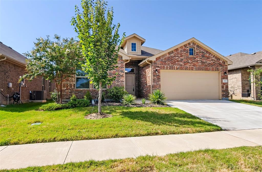 213 Mossy Cliff Lane — photo