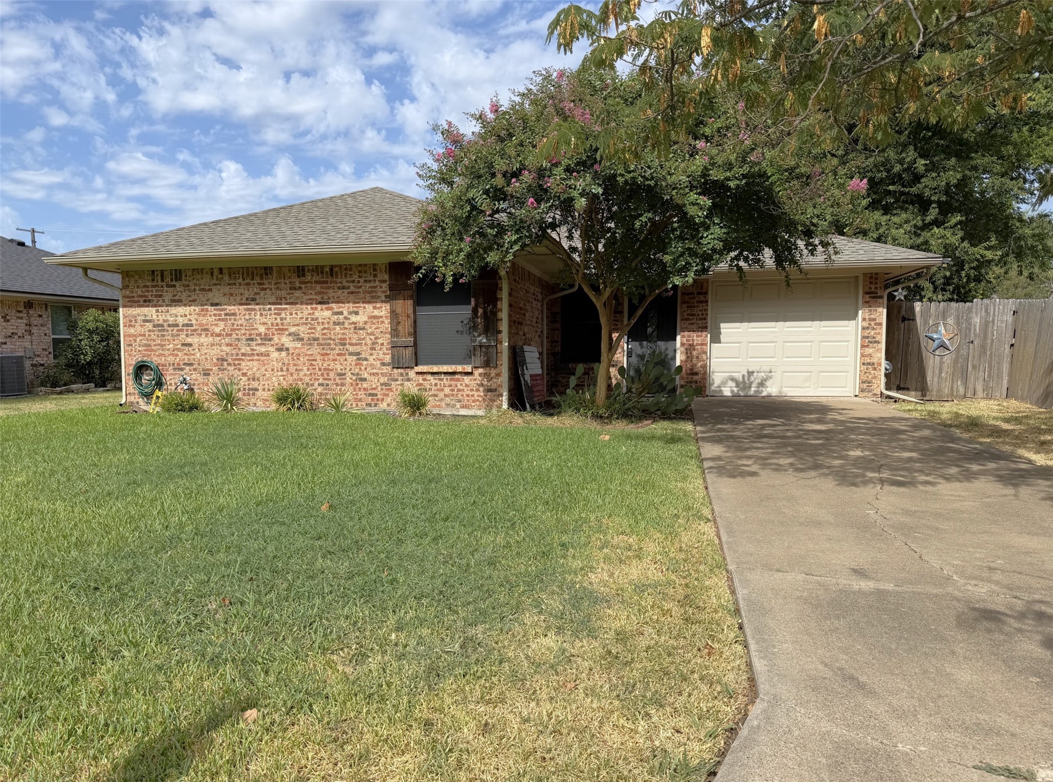 101 Kathryn Drive — photo