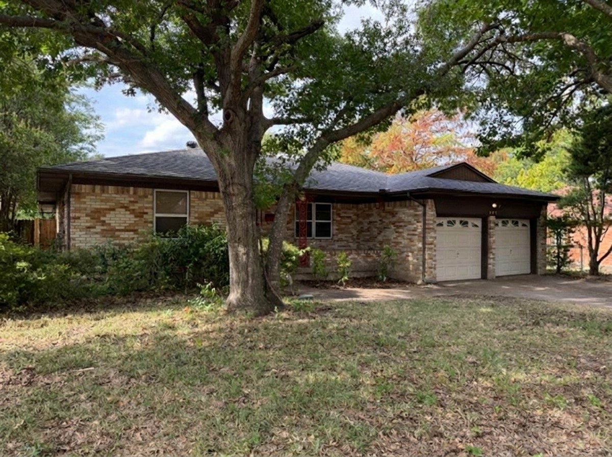814 Sequoia Drive — photo