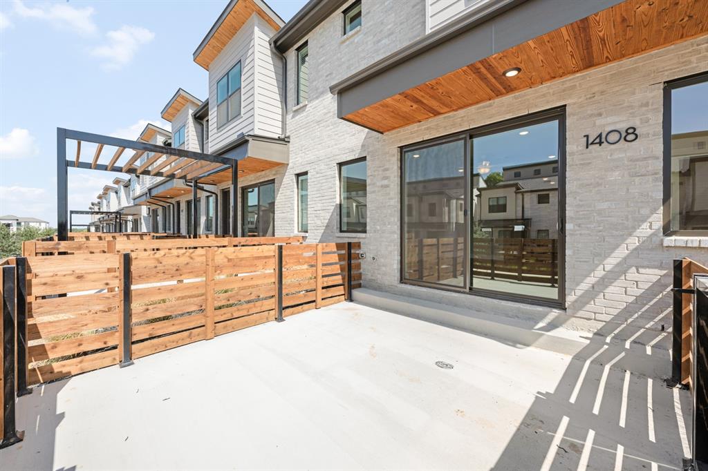 1414 Azalea Drive — photo