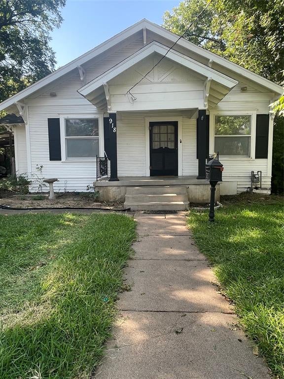 918 E Franklin Street — photo