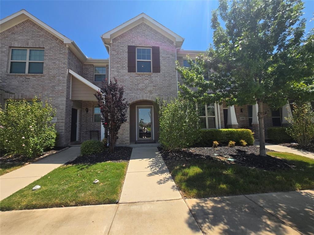 3308 Becker Drive — photo