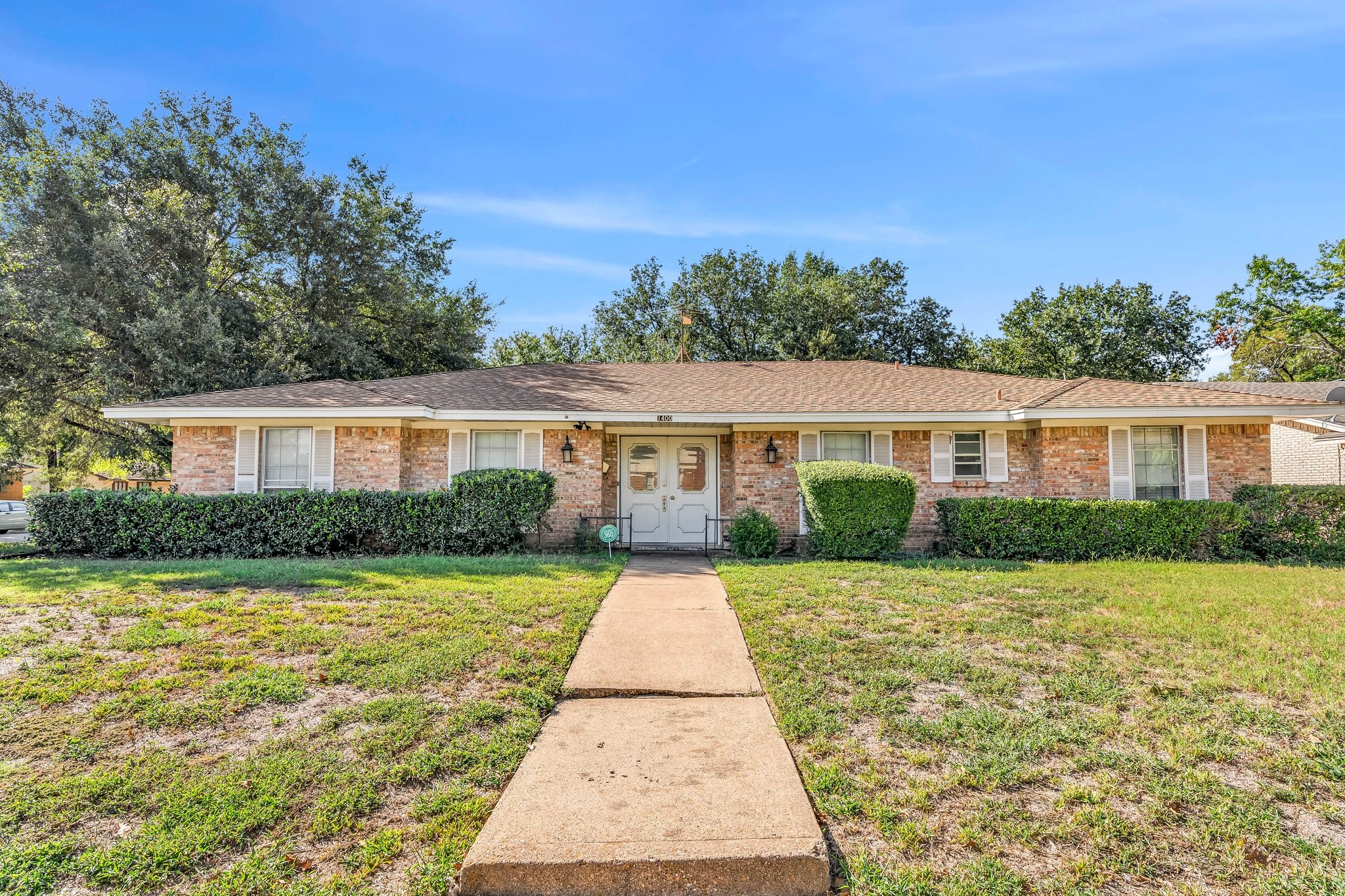1400 Moss Rose Circle — photo