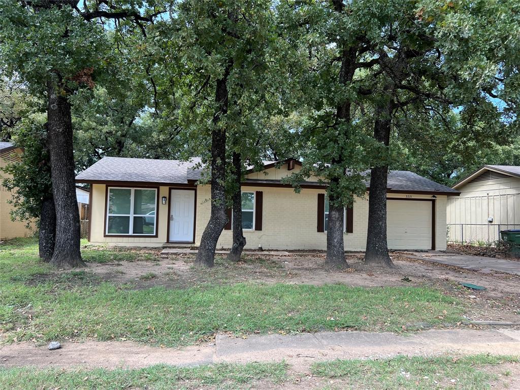 3221 Forestdale Lane — photo