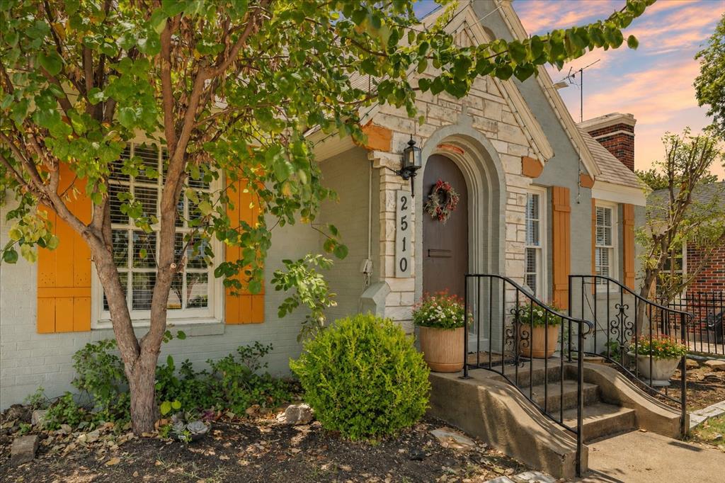 2510 W Jefferson Boulevard — photo