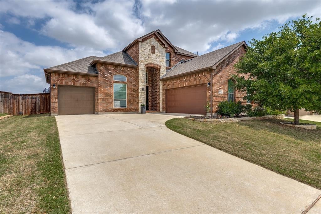 8940 Jewel Flower Drive — photo