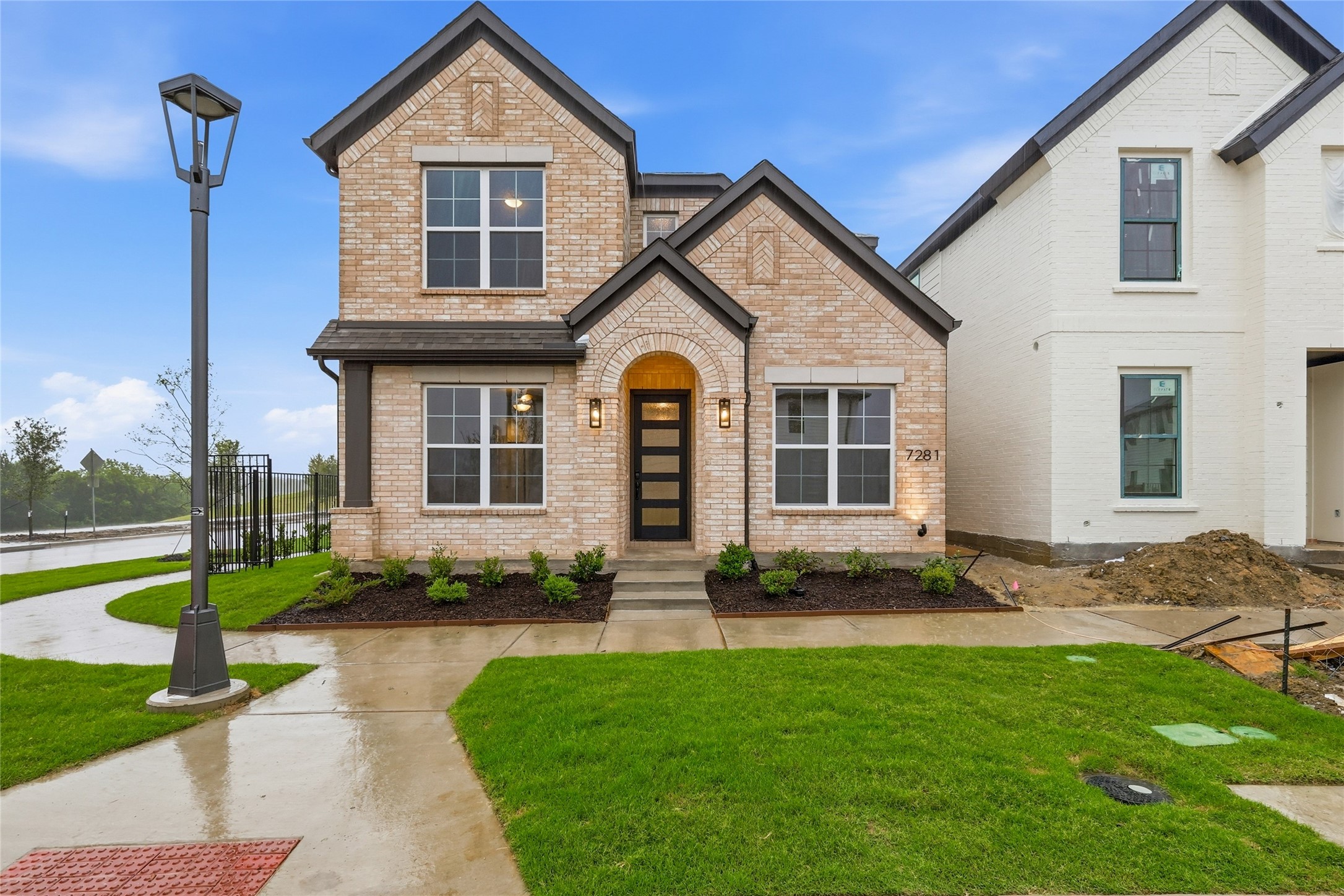 7281 Confetti Lane — photo