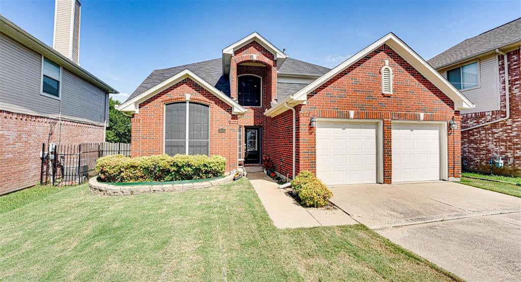 3925 Silver Meadow Lane — photo